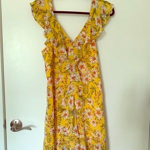 Yellow v neck floral dress M
